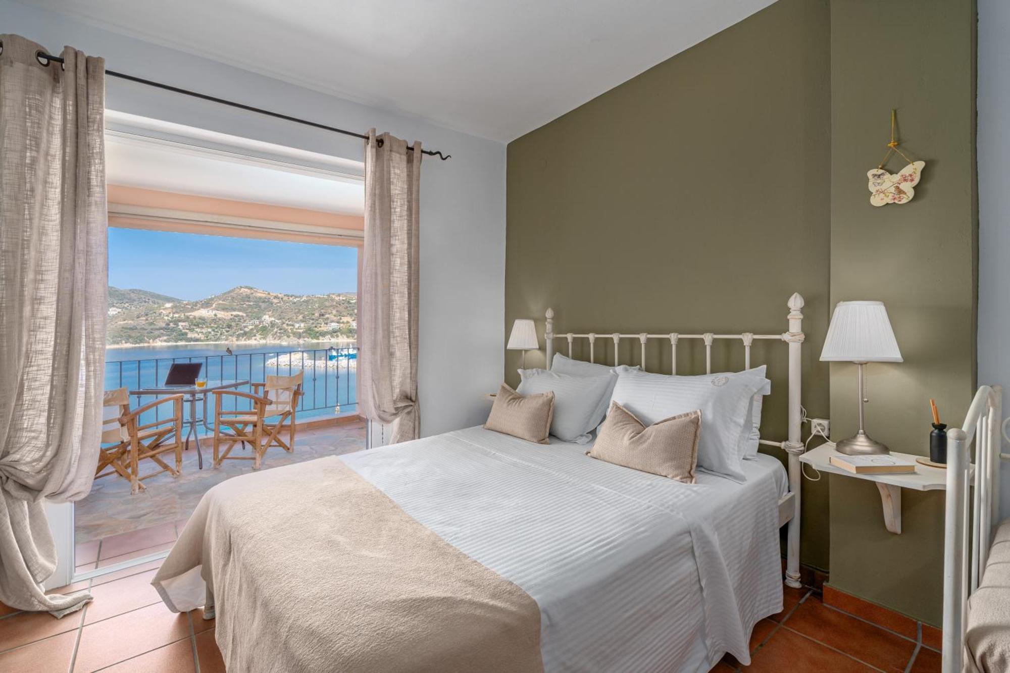 Niovi Seaview Apartments Agioi Apostoloi  Eksteriør billede